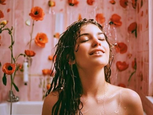 Mycie i pielęgnacja włosów